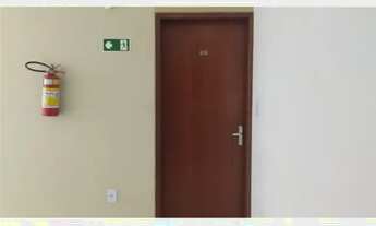 Imagem 4: Apartamento dois quartos, sala, cozinha, área de serviço e garagem, no Ed. Residencial Car