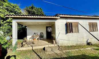 Imagem 6: Casa com 3 dormitórios e amplo terreno no bairro Tomazetti