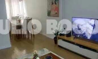 Imagem 3: Apartamento Amplo em Copacabana - 120m² a 3 Quadras da Praia