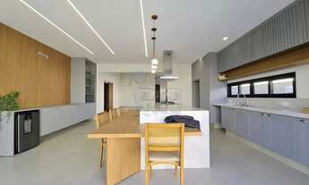 Imagem 6: Casa com 257m² com 03 quartos à venda em condomínio - Alphaville