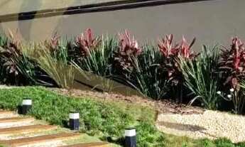 Imagem: Casa Moderna com Piscina Aquecida no Vila