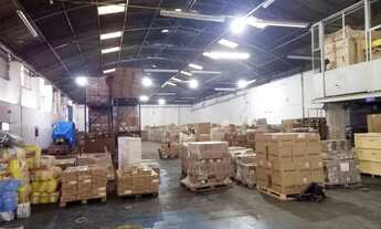 Imagem 4: Galpão/Depósito/Armazém para aluguel tem 1800 metros quadrados