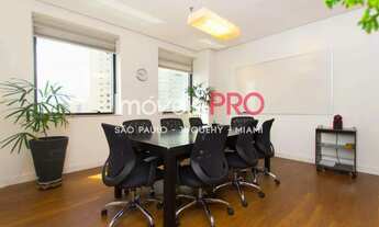 Imagem: Conjunto comercial localizado próximo da