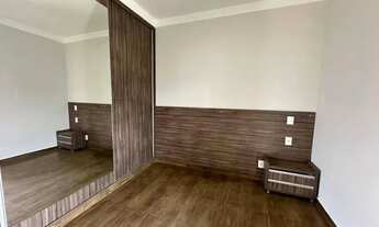 Imagem 4: Casa com 4 Quarto(s) e 4 banheiro(s) para Alugar, 319 m² por R$ 4900 / Mês