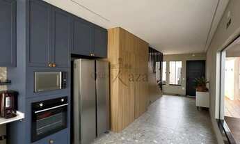 Imagem 3: Oportunidade - Casa Sobrado - Jardim das Industrias - 3 Dormitórios - 214m²