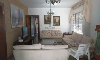 Imagem 2: Oportunidade - Casa em Condomínio - Condomínio Jardim das Colinas - 5 Dormitórios - 310m²