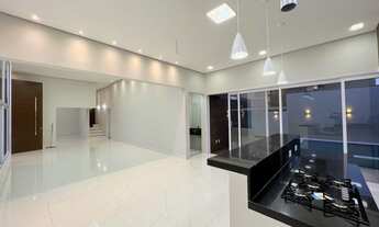 Imagem: CASA DE ESQUINA RECÉM CONSTRUÍDA NO BELVEDERE