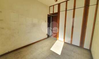 Imagem 5: Apartamento com sala, 3 quartos, banheiro, cozinha, área, vaga, à venda, 60 m² por R$ 190