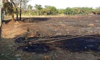 Imagem 2: Área Comercial, 12.033,81 m². Frente para Av do Prata. Próximo Terminal da Petrobrás