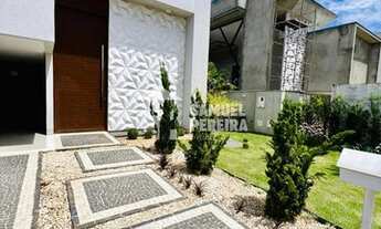 Imagem 3: Casa de condomínio sobrado para venda possui 333 metros quadrados com 4 quartos