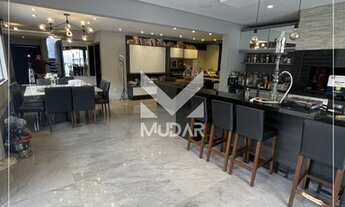 Imagem 7: Casa com 3 quartos sendo 3 suítes Condomínio Fontana Di Trevi Alto Padrão