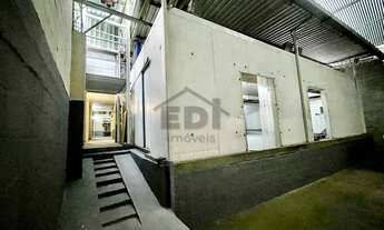 Imagem 2: Pavilhão/Galpão à venda no bairro Santa Bárbara - Niterói/RJ