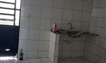 Imagem 4: Vendo uma casa Casa com 1 dormitório