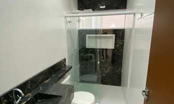 Imagem 6: Casa de condomínio sobrado para venda possui 210 metros quadrados com 4 quartos