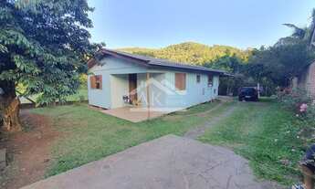 Imagem 3: Casa em madeira no final de rua, localizada em Picada Café-RS