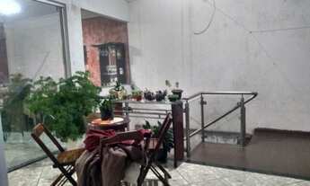 Imagem 5: Vende ou troca lindo sobrado nas 200 pares por casa de menor valor