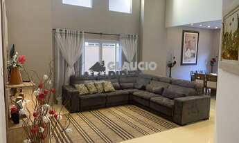 Imagem 4: Casa de condomínio sobrado para venda tem 264 metros quadrados com 3 quartos