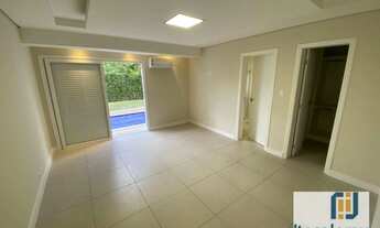 Imagem 3: Casa maravilhosa de esquina à venda no Alphaville 10