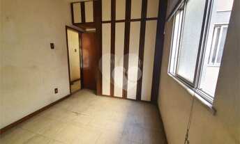 Imagem 3: Apartamento com sala, 3 quartos, banheiro, cozinha, área, vaga, à venda, 60 m² por R$ 190