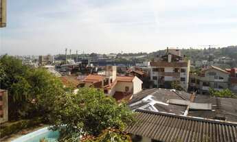 Imagem 2: Porto Alegre - Casa Padrão - Medianeira