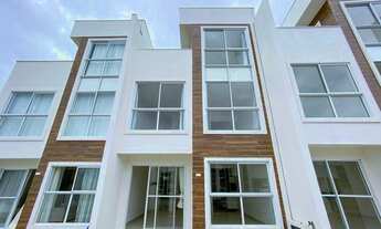 Imagem: Casa Tripléx - 03 Suítes - 95m²