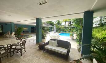 Imagem 3: Mansão a venda no condomínio Malibu