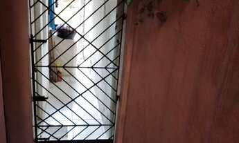 Imagem 2: Casa em Pernambués, 2 quartos com área grande no fundo