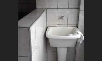 Imagem 4: Vendo Apartamento de frente com sacada em frente ao Assaí