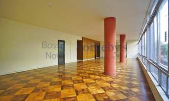 Imagem 3: Apartamento localizado na quadra da praia de Copacabana