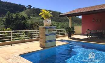 Imagem 2: Chácara com 04 Dormitórios para venda no Registro Taubaté-SP