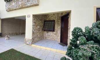 Imagem 2: Belíssima casa de 5 dormitórios no Bairro Carianos Florianópolis