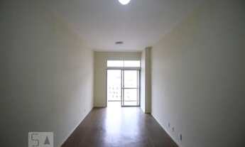 Imagem 2: Apartamento para Aluguel - Catete, 2 Quartos, 70 m2