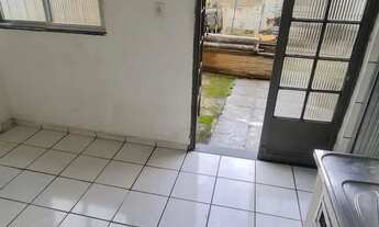 Imagem 4: Alugo - Quitinete