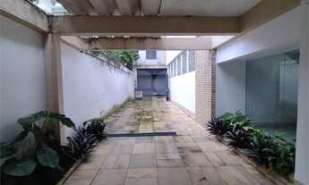 Imagem 4: Sobrado para venda possui 460 metros quadrados com 4 quartos em Pacaembu - Aceita proposta