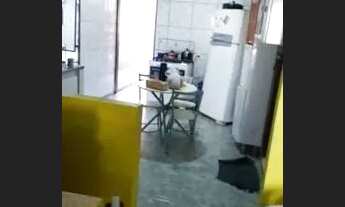 Imagem 4: /Vendo casa no Lírio do Vale 1 com piscina - próxima à feira