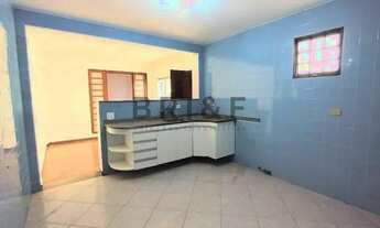 Imagem 3: Casa tipo sobrado para locação com 3 dormitórios 1 suíte 2 vagas no Jardim Cidália