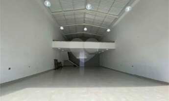 Imagem: Imóvel comercial novo na Avenida Barão