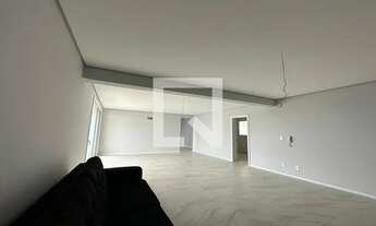 Imagem 2: Apartamento para Aluguel - Morro do Espelho, 3 Quartos, 136 m2