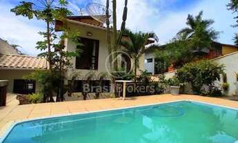 Imagem: Niterói - Casa Padrão - Itaipu