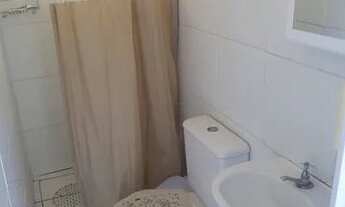 Imagem 2: Kitnet Casa com 1 banheiro