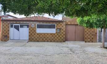 Imagem: Casa a Venda em Neópolis, Pertinho do Depósito