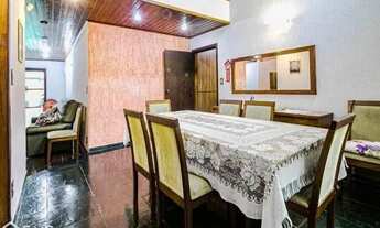 Imagem 3: Casa para venda possui 120 metros quadrados com 3 quartos em Centro - Jacareí - SP