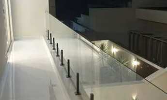 Imagem 5: Passaredo 4 suítes, 3 com closet e varanda, piscina com prainha