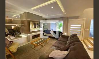 Imagem: Casa à Venda - Sarandi, 3 Quartos, 234