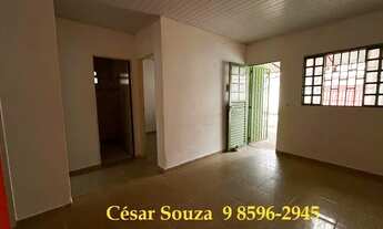 Imagem 6: Casa para alugar com vaga para 02 carros e quintal na Anhanguera B