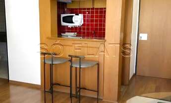 Imagem 4: Apartamento mobiliado com vaga de garagem no renomado Crillon disponível locação