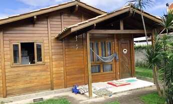 Imagem 2: Casa com três quartos no campeche