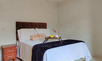 Imagem 2: Casa com 2 quartos - Arejada e Aconchegante