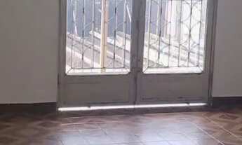 Imagem: Casa para alugar na avenida principal do