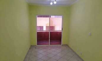 Imagem 4: Apartamento com 2 dormitórios para venda no bairro